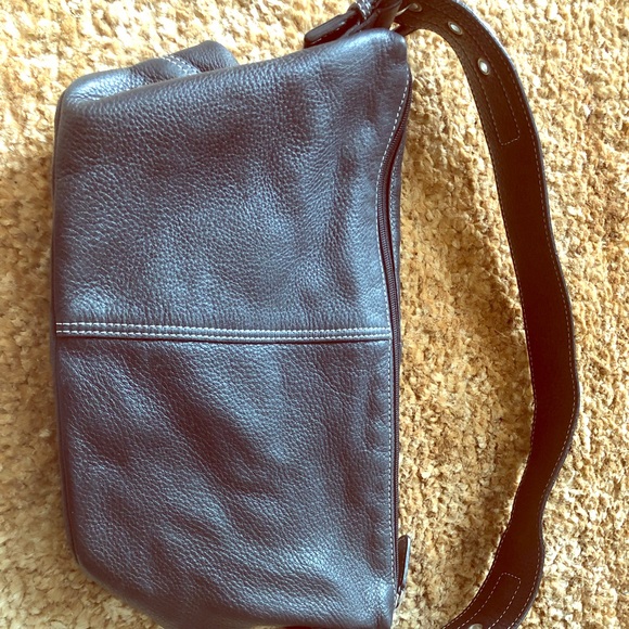 Black Tommy Hilfiger Leather Hobo - Picture 1 of 4